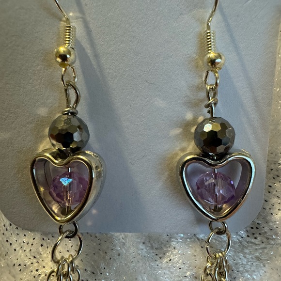 Beautiful Heart with sparkling glass crystals hanging gently down the neck. - Picture 4 of 5